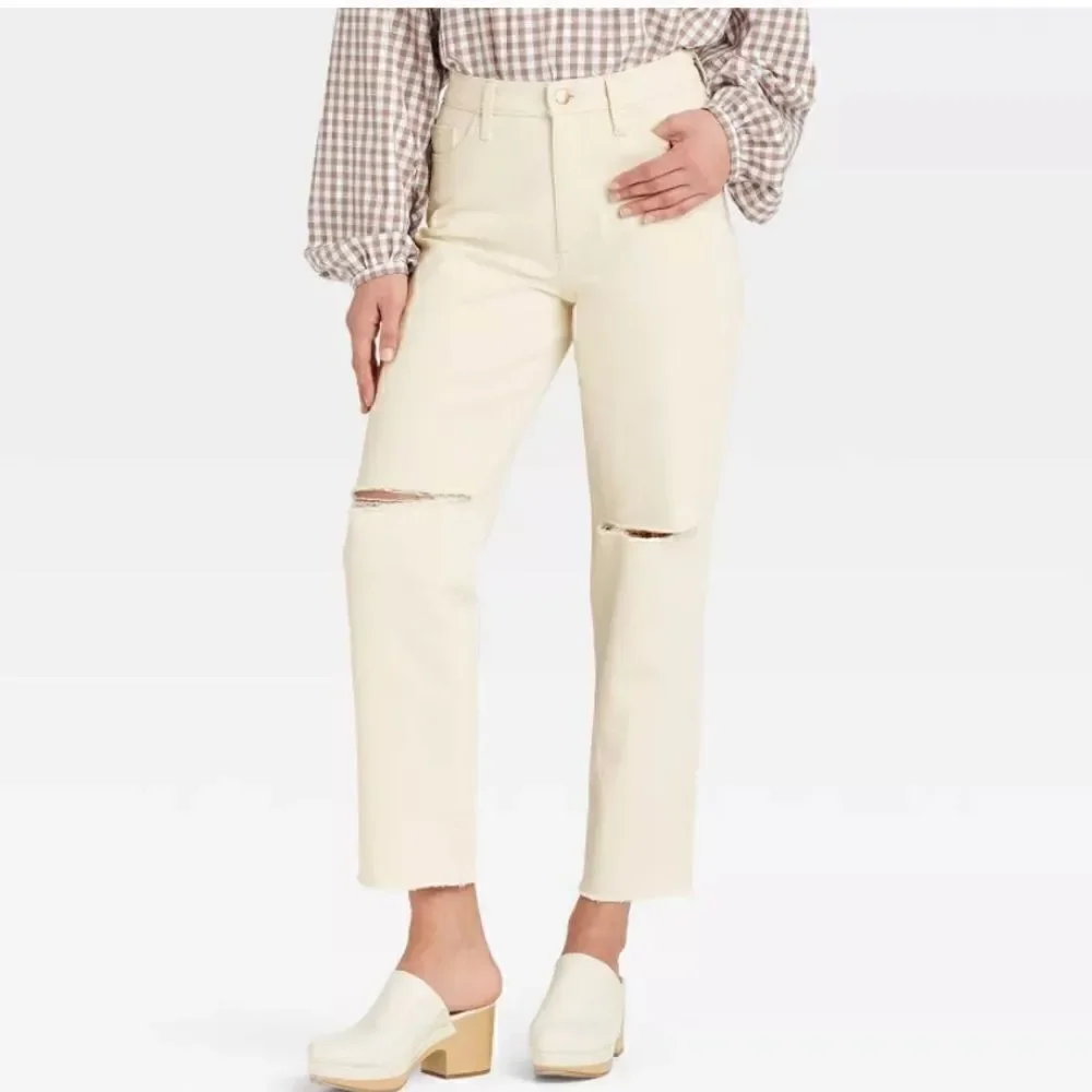 Universal Thread Women's Cream and White Jeans 14
